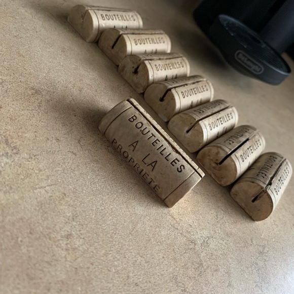 Set of 8 Ceramic Cork Place / Name Tag - Picture 2 of 2